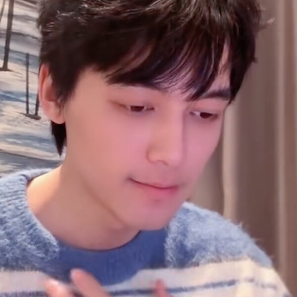 谁有人脉去跟张呈说说治疗一下斜视，我第一次要拯救斜视患者