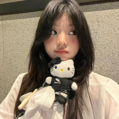 女生套图
图源网络