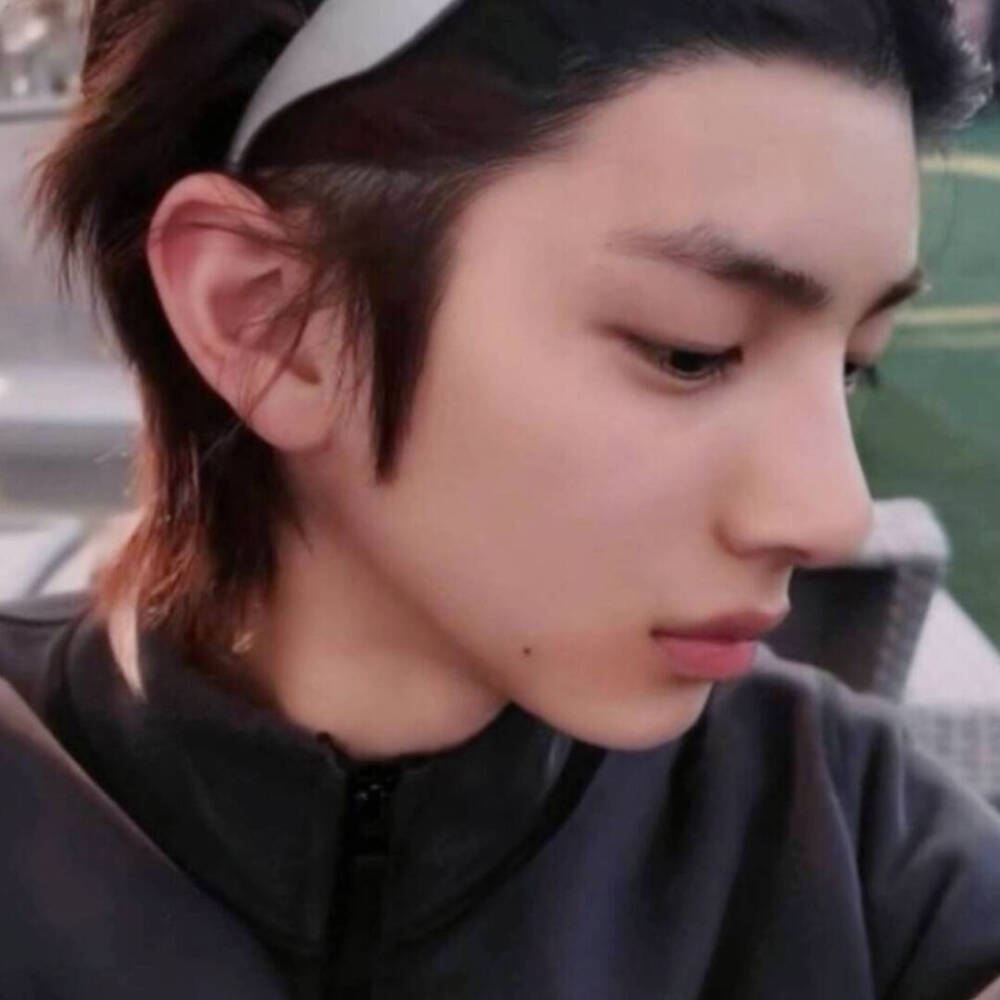 我现在一肚子火啊