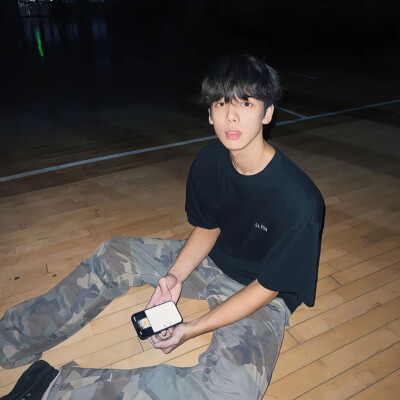 给你的 我从未给过别人 可你总怀疑我的真心 