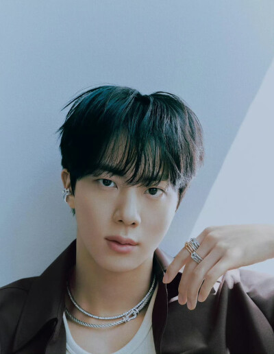 251121
SPUR_magazine账号更新硕珍相关