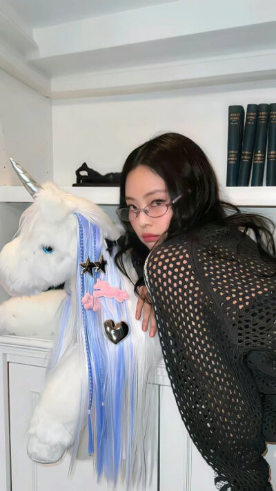 Jennie壁纸｜好想见妮