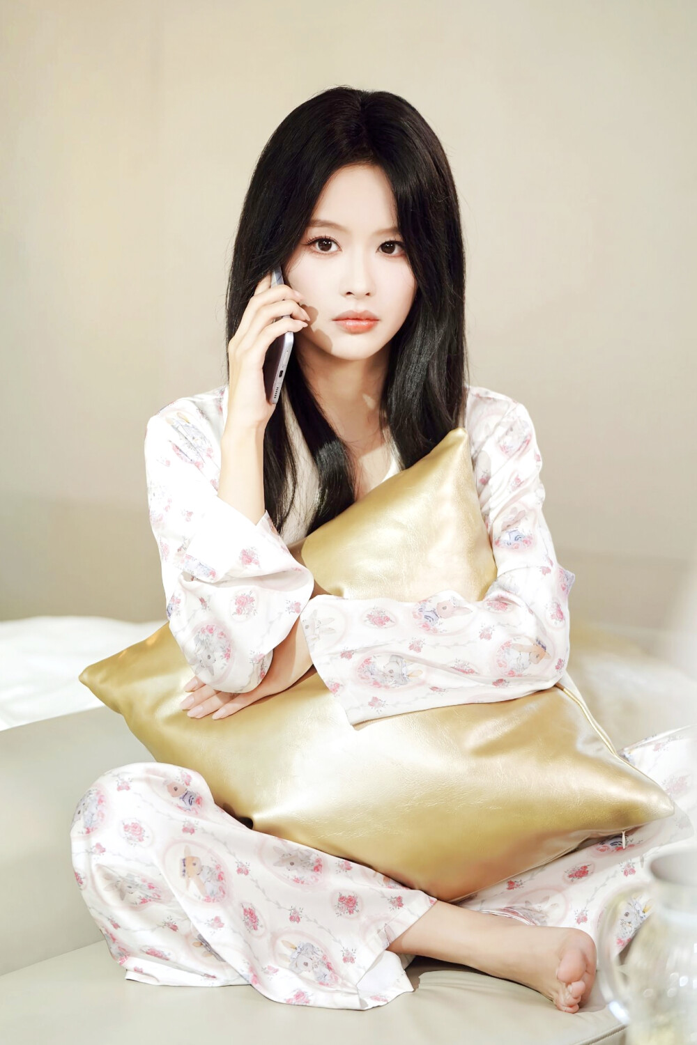 在逃99次，我的九尾狐老公追红温了 姜暖