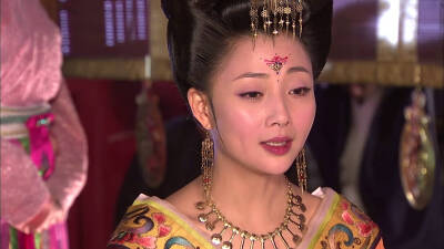 第四十九集 殷桃
杨贵妃秘史 杨玉环