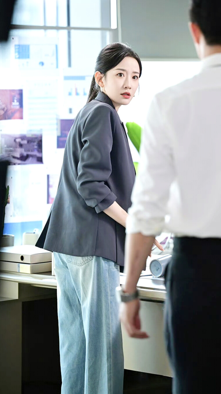 邱秘书的婚事 邱瑜