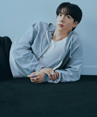 251121
SPUR_magazine账号更新硕珍相关