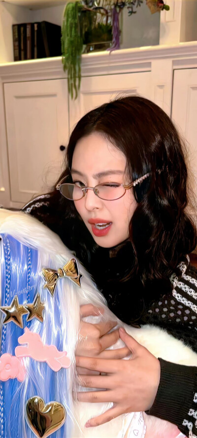 Jennie壁纸｜好想见妮