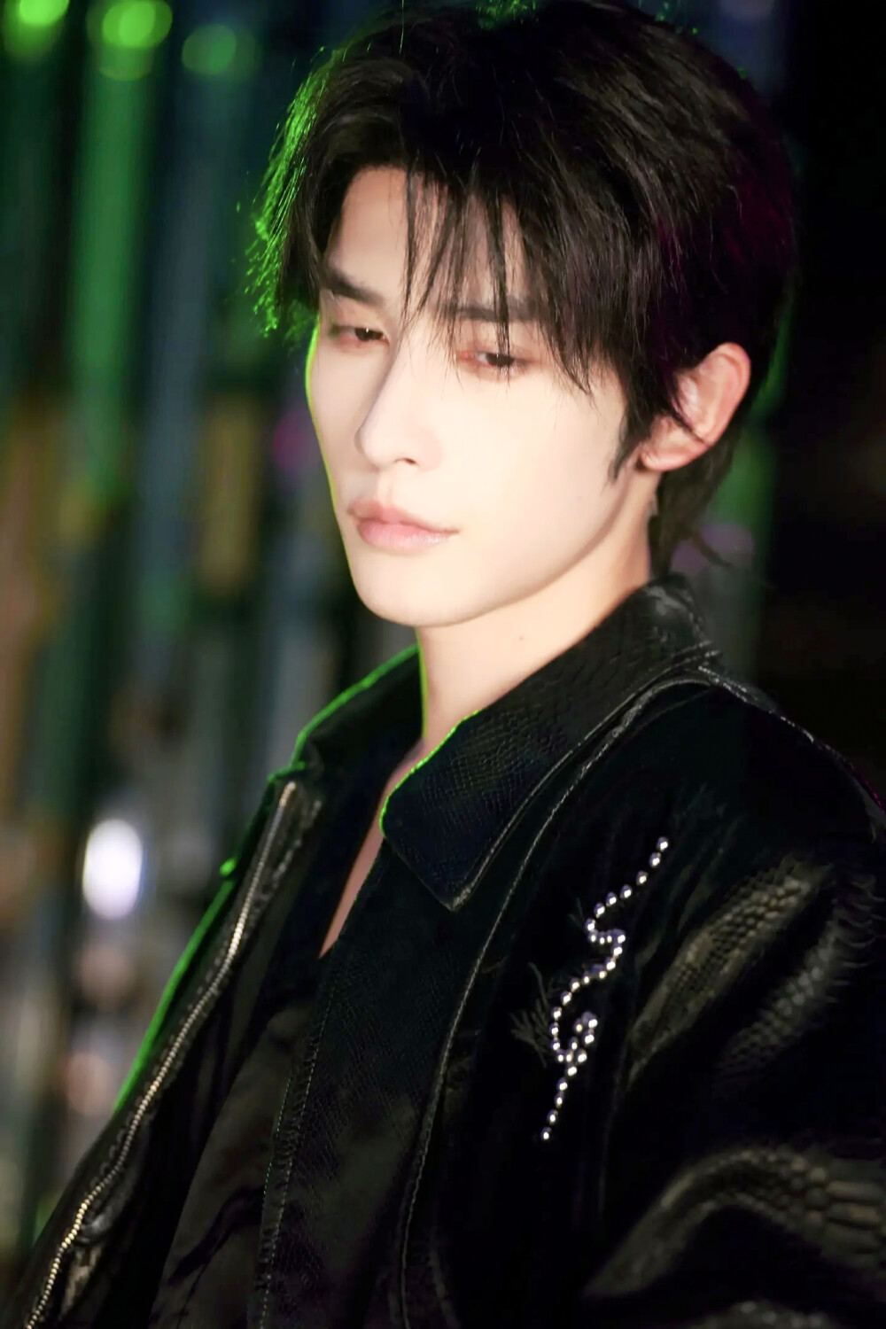 在逃99次，我的九尾狐老公追红温了 云祈