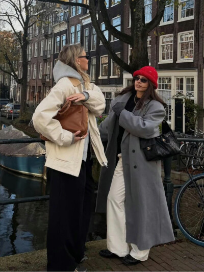 BY爱喝可乐的古娜小姐