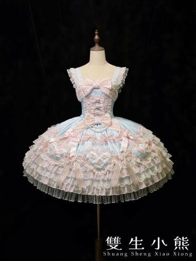 不知道冲哪套裙子的还不赶快看过来，这个配色到底是谁可以拒绝的了啊！