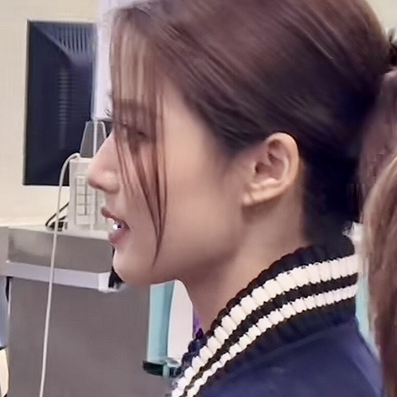 这个女孩咋怎么看都很美