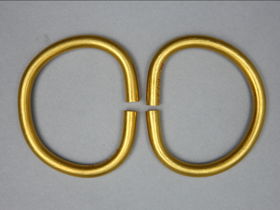 清 金光素镯故宫博物院藏