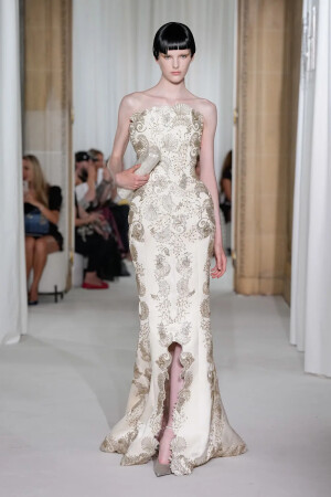 BY爱喝可乐的古娜小姐