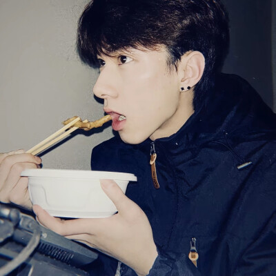 给你的 我从未给过别人 可你总怀疑我的真心