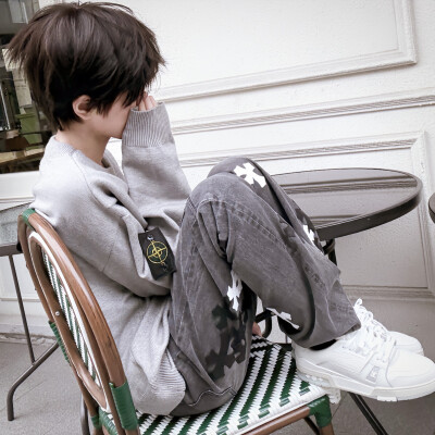 男头
二传头像注明出处