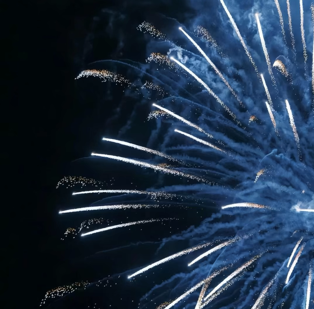 什么都是短暂的 只有怀念和失去才是最漫长的