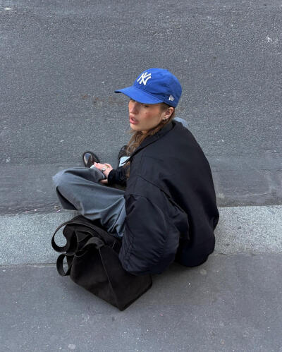 BY爱喝可乐的古娜小姐