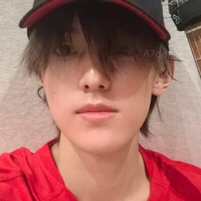 你说得对，但我是猫猫啊，我的工作宗旨是不使用任何冷暴力，能够及时介入问题，理智处理问题，并且全程向对方提供松软的绒毛和厚实的爪子，这就是本猫能成为销冠的原因