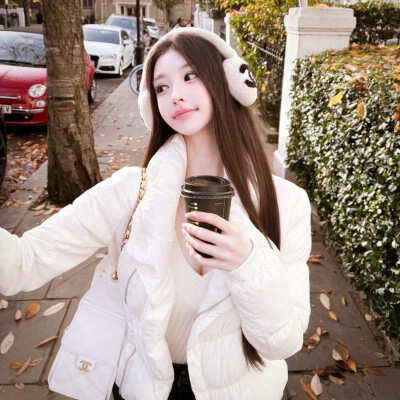 女头
二传头像注明出处