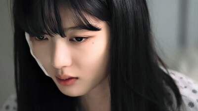 《亲爱的X》白雅珍（金裕贞饰）