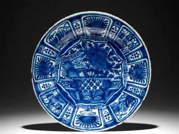 18世纪代尔夫特蓝陶盘 克拉克风格