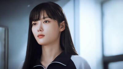 《亲爱的X》白雅珍（金裕贞饰）