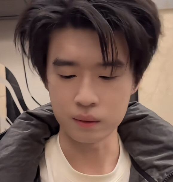 有人骗我头像还骗我感情