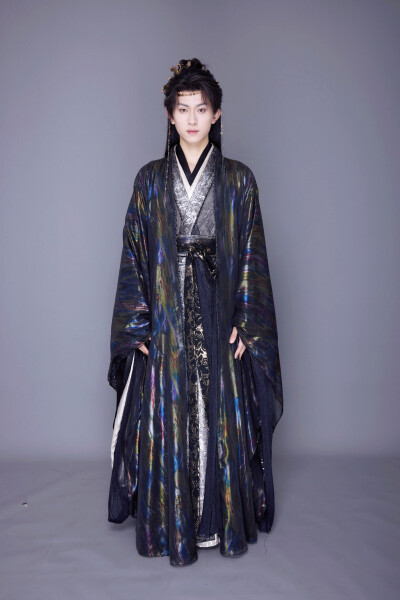 长明灯之烬玉案 钟楚斯