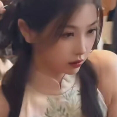 (｡´-ω)(ω-｀｡)