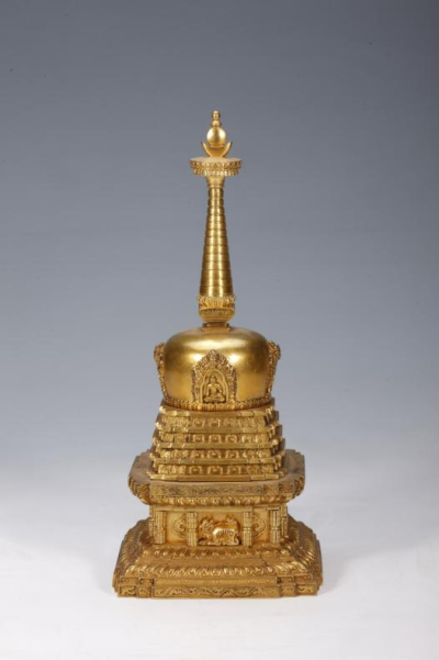 ▲ 明永乐 铜鎏金佛塔 上海观复博物馆藏