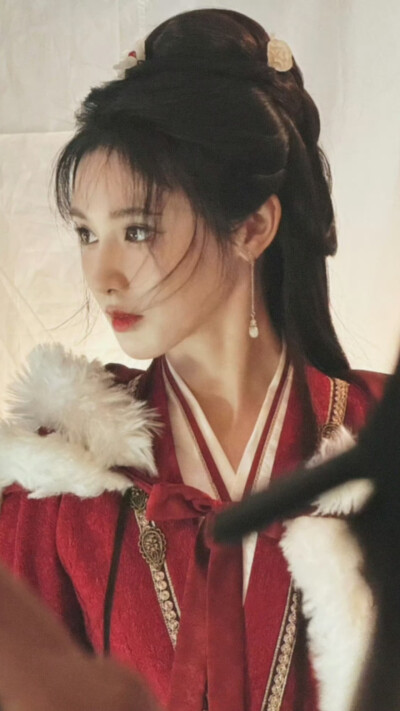 凤凰台上 凌苍苍 彭小苒