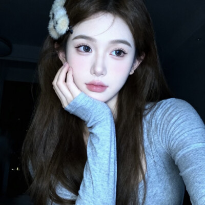 雅雅的图（拿图收藏点赞关注 白嫖滚）