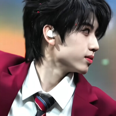 光绕过你天使般的脸