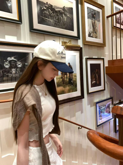 我自甘堕落 救我就是害我。