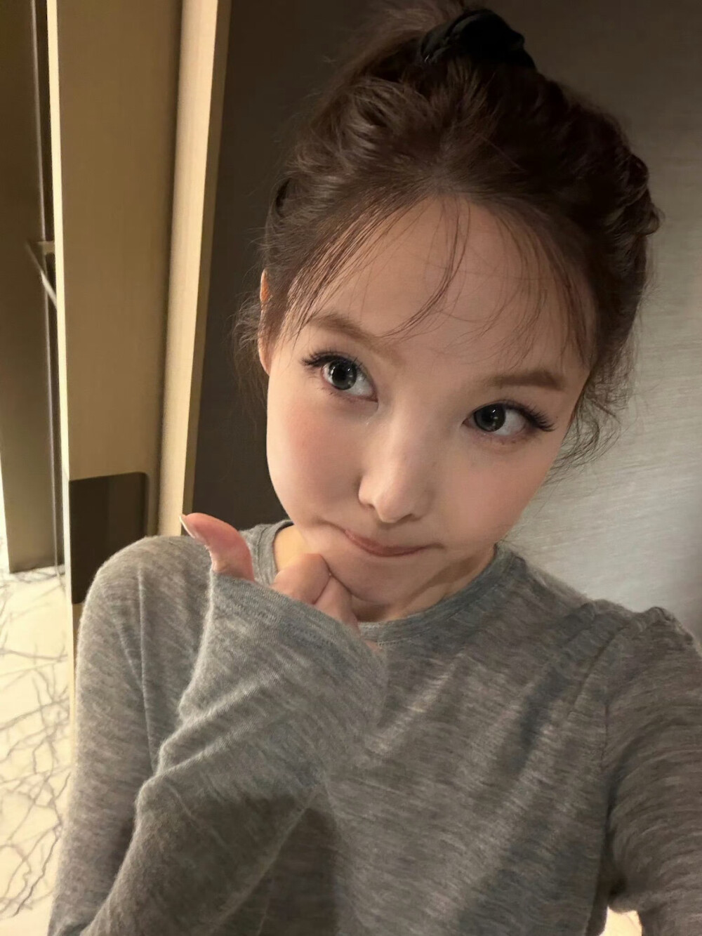 。