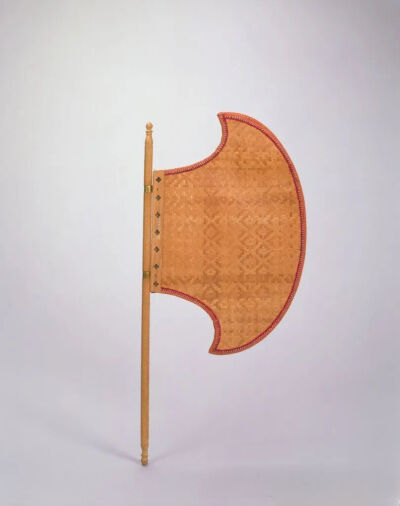 清代 蒲编斧式扇故宫博物院藏