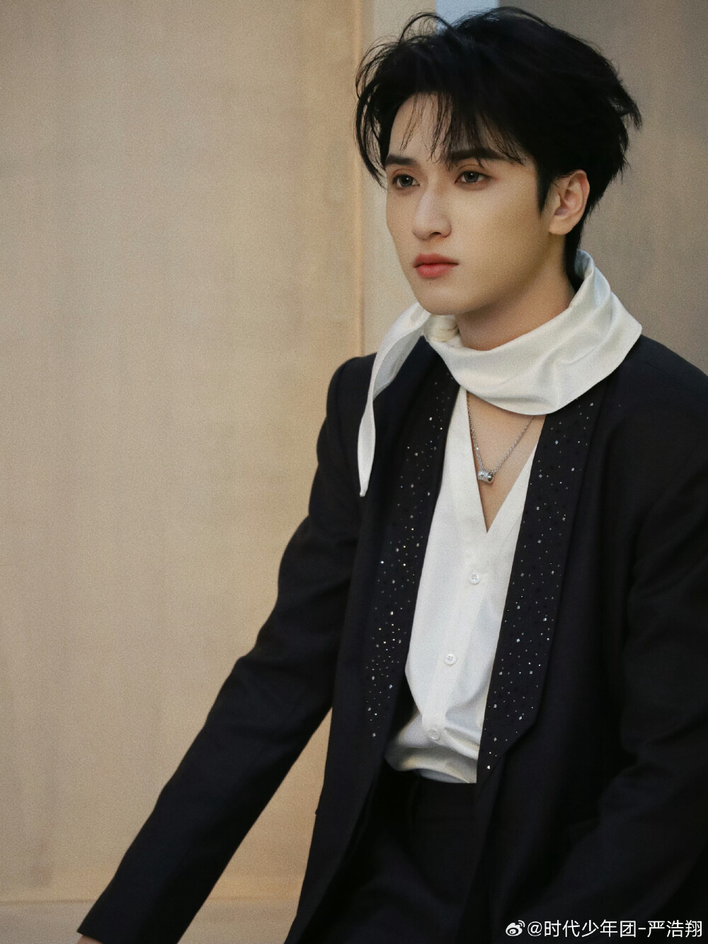 严浩翔