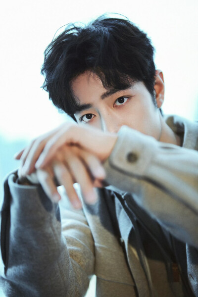 时光定格@肖战 ，是默契同频，也是风格共鸣。@TODS #TODS澳门开幕盛典# ​​​