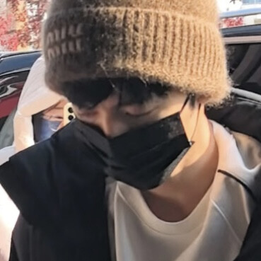 古早萌神一片天，谁见圆圆不递烟(՞⸝⸝o̴̶̷̥᷅ ̫ o̴̶̷᷄⸝⸝՞)