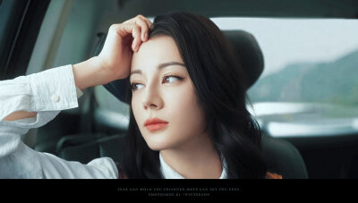 - 迪丽热巴 / 聂九罗 。