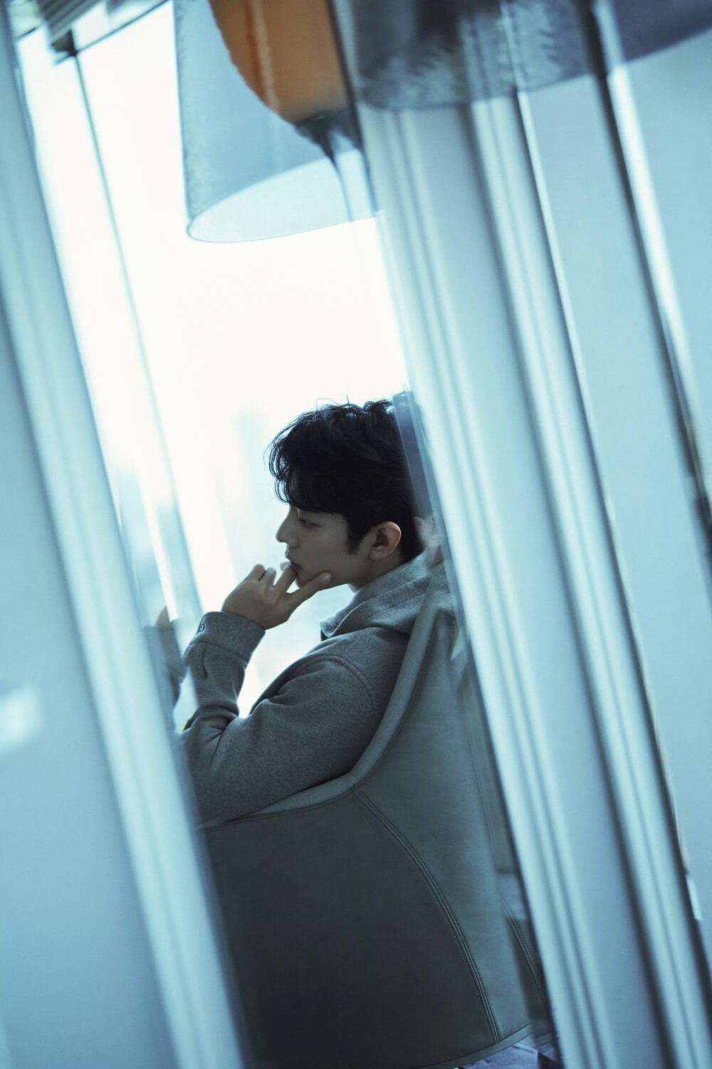 时光定格@肖战 ，是默契同频，也是风格共鸣。@TODS #TODS澳门开幕盛典# ​​​