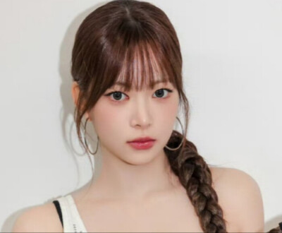 金采源&洪恩採&宫脇咲良