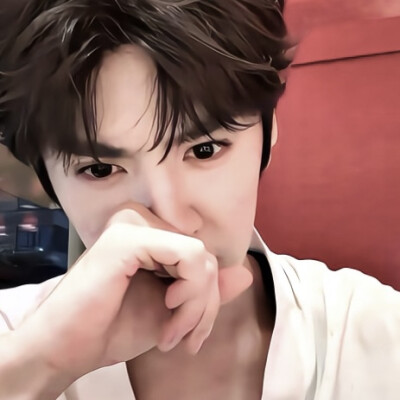 古早萌神一片天，谁见圆圆不递烟(՞⸝⸝o̴̶̷̥᷅ ̫ o̴̶̷᷄⸝⸝՞)