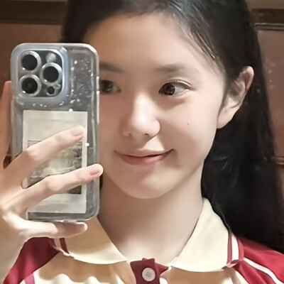 小宝宝对镜拍就这么萌