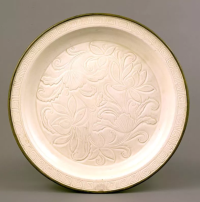 宋代 定窑刻花折沿大洗横河民辅旧藏