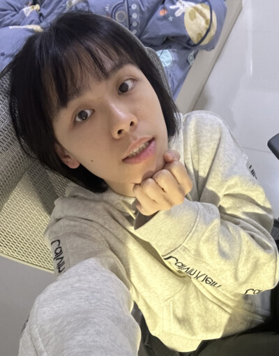 一周的班味在拍了十几张照片后都没消失