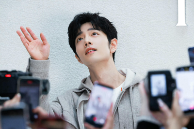 20251127肖战TODS澳门