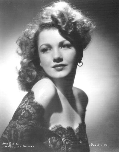 安妮·巴克斯特