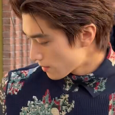 还得是我们乐乐撑起这套衣服