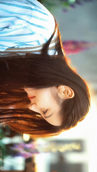 - 迪丽热巴 / 聂九罗 。